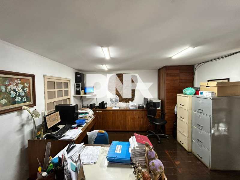 a47cc372-bae3-4b3b-a6ad-59b6d9 - 14