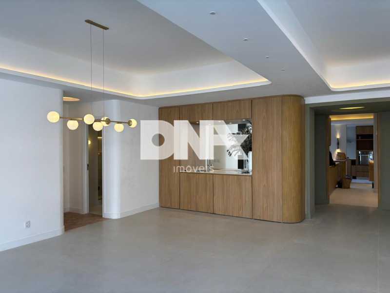 afffc834-9d48-4d77-925d-cf5bf8 - 1