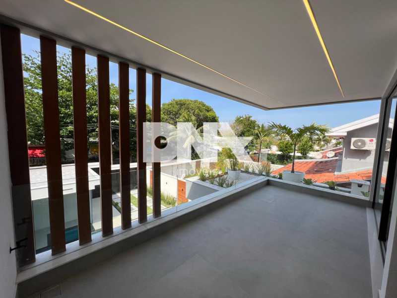 fb2b9400-8f11-4b31-a96d-79ecb2 - 17