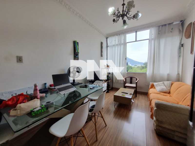 06f40f95-049a-402c-afe3-03d818 - 2