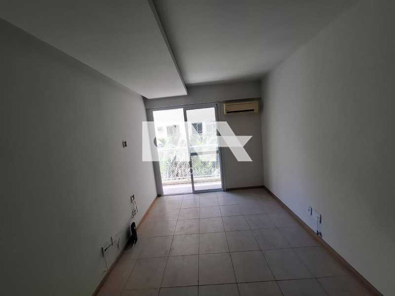 2180f865-a9f6-4c64-98a3-a13f1a - 4