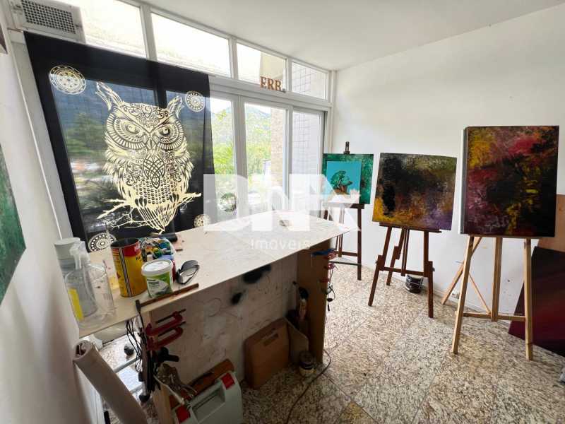 8d92dd7b-42f6-4175-82b5-2ef83a - 12