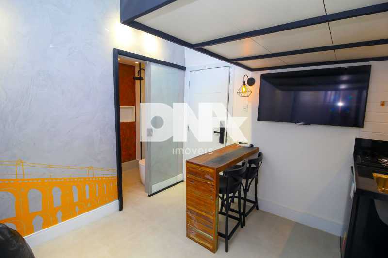 e9287316-868f-4715-afb6-53943d - 24