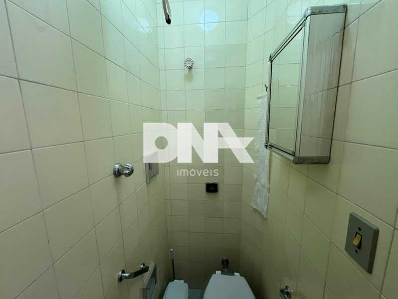 Banheiro de serviço - 16