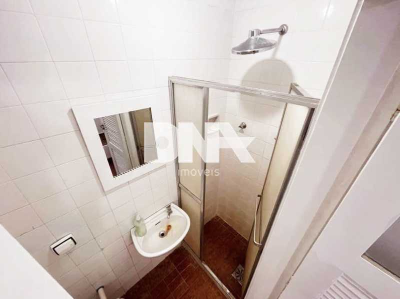 Imperdível - Excelente apartamento com 140m², composto por 3 quartos, sendo 1 suíte com varanda, ideal para quem valoriza privacidade e bem-estar. Os dormitórios são bem distribuídos, arejados e aconchegantes. - LEAP31212