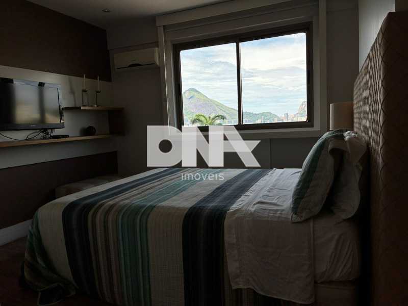 8b9b0d42-221e-490f-846b-2e7b27 - 13