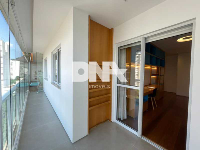 d733def8-1e7c-49e8-b5ac-78f4ec - 21