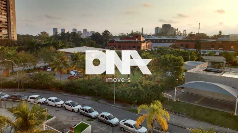 aada3eb3-8440-4a17-b506-b32cd4 - 19