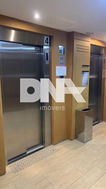 Sala Luxo Frontal BRT e via Publica Out Door favorável - JOSL00070