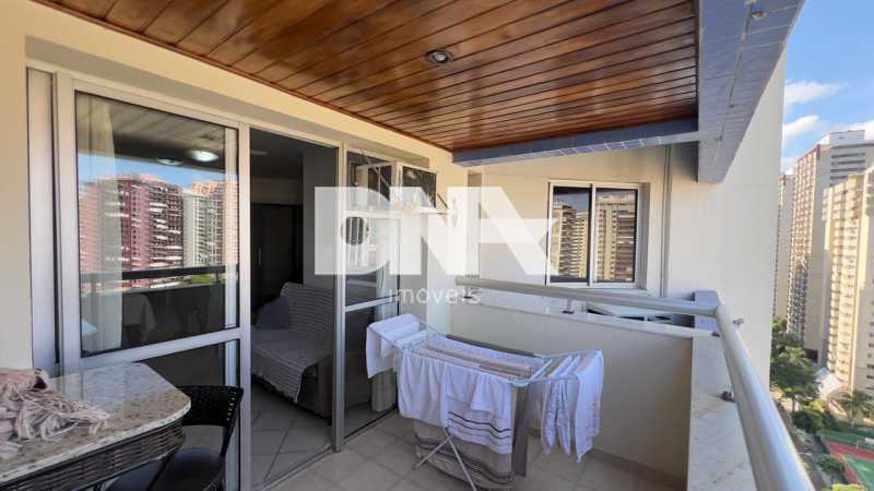 5f0bb300-b936-4569-be77-b6caa8 - 8