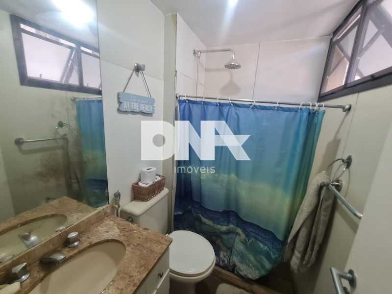 Conheça 12. Banheiro (Suíte) do imóvel - Apartamento: 2 QUARTOS / VAGA / VARANDA / JARDIM BOTÂNICO - HTAP20132 - 12 12. Banheiro (Suíte) - 12