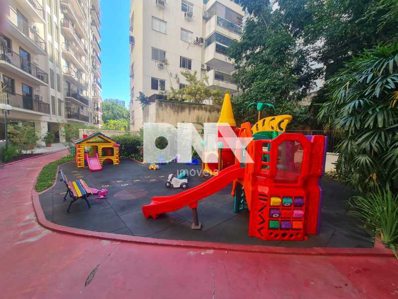 Conheça 23. Infra Parquinho do imóvel - Apartamento: 2 QUARTOS / VAGA / VARANDA / JARDIM BOTÂNICO - HTAP20132 - 23 23. Infra Parquinho - 23