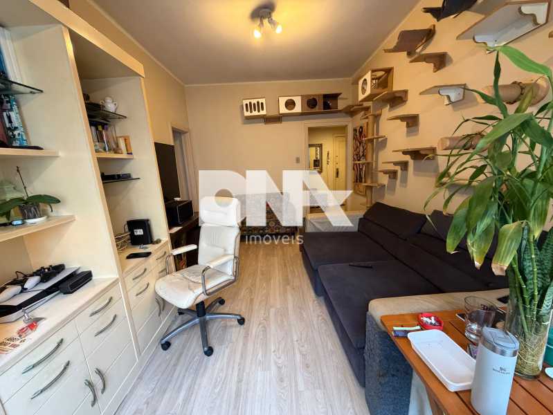 Novidade - Apartamento à venda Avenida Rainha Elizabeth da Bélgica, Copacabana, Rio de Janeiro - R$ 920.000 - NIAP11202