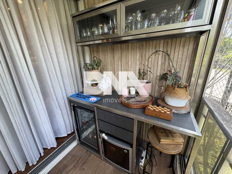 Novidade - 3 quartos com duas suítes, Reformado, Jardim Oceânico - NIAP33771