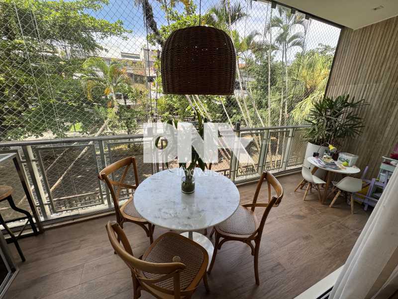 Novidade - 3 quartos com duas suítes, Reformado, Jardim Oceânico - NIAP33771