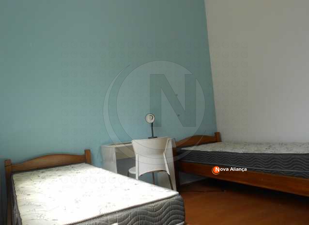 Quarto - 7