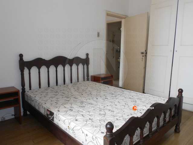 Quarto - 12