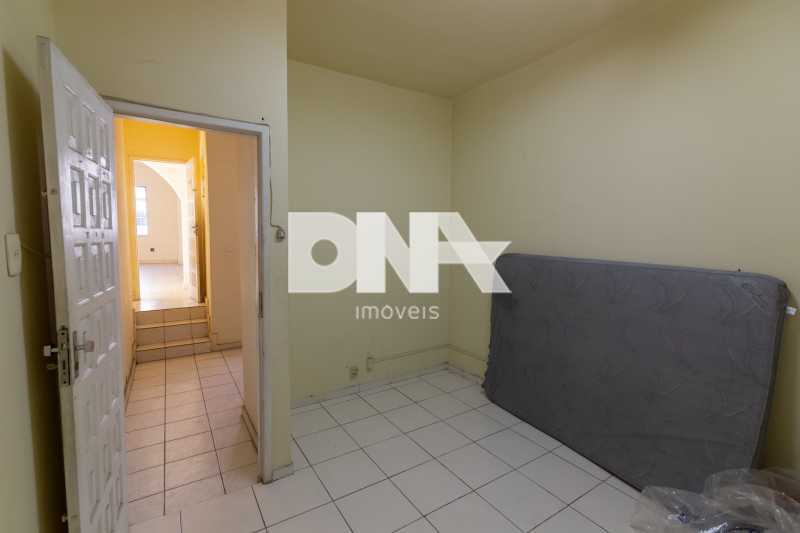 Sala segundo piso com sacada - 21