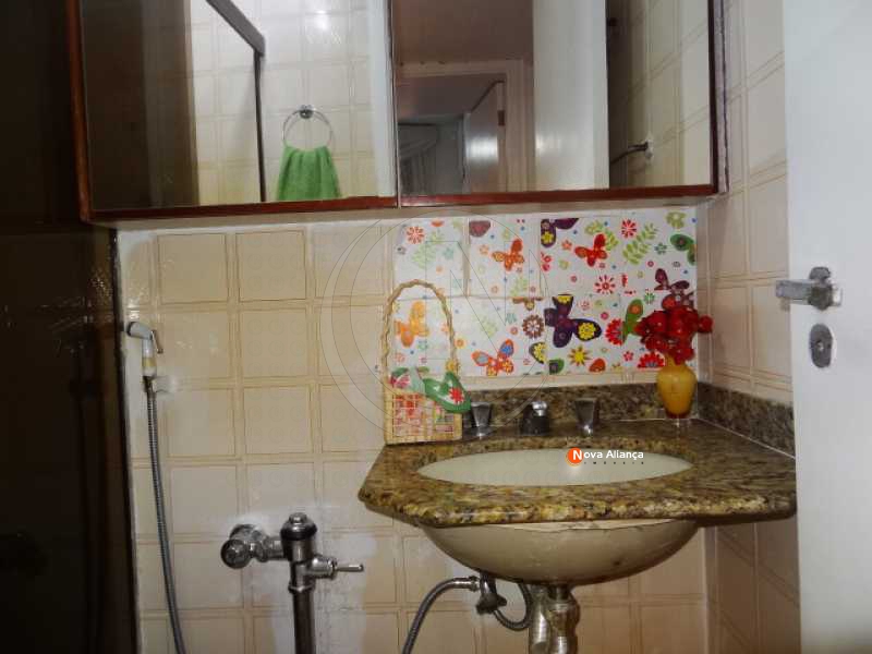 DSC08427 - 9