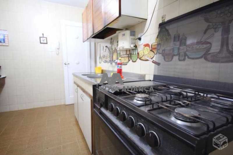 2e511f26-0b9a-4761-95d0-421dbe - 13