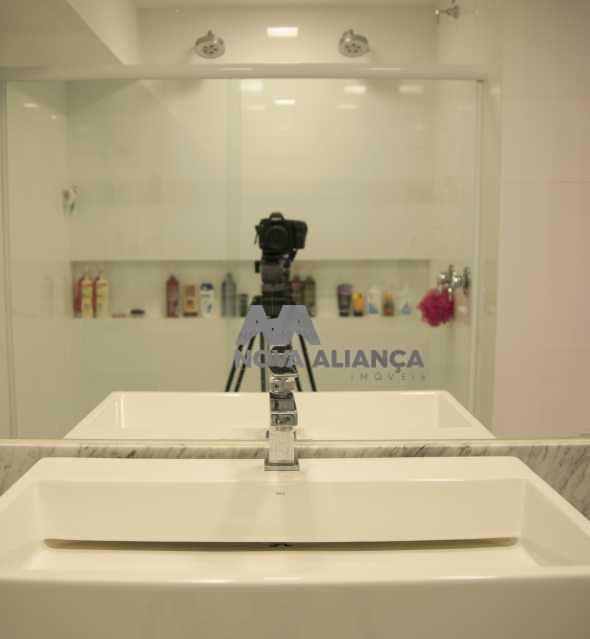 Bathroom Ensuite 2 - 12