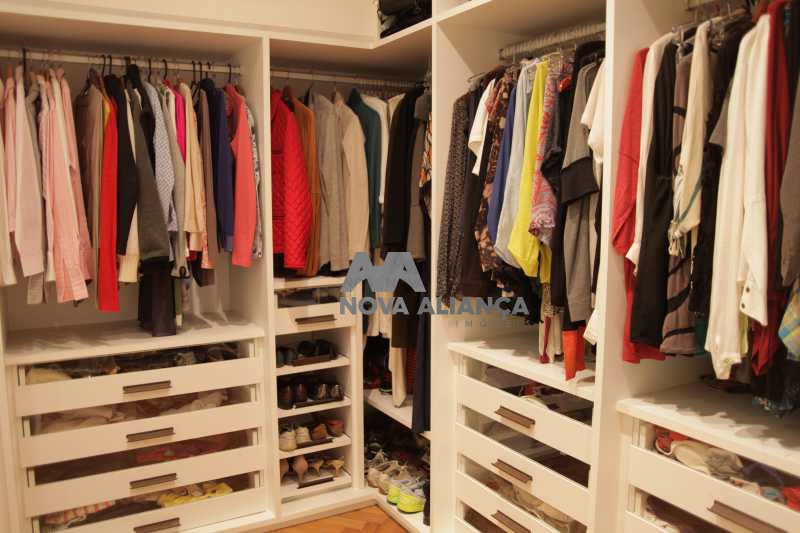 Closet 1 - 14