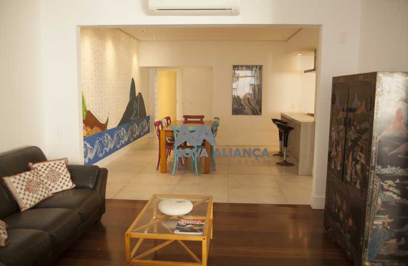 Living Room 1 - 2