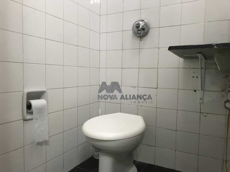 56262_G1502732399 - 7
