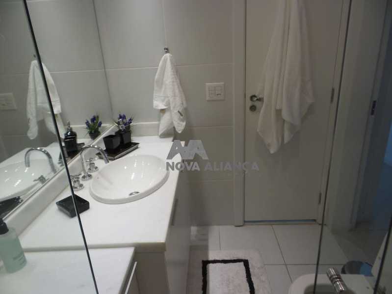 ffe9c840_original - 11