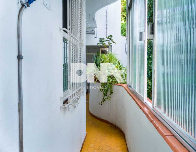 DNA - Av. Eptácio Pessoa-32 - 24