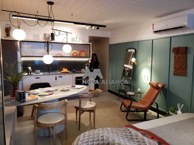 71764_G1573670970 - 8