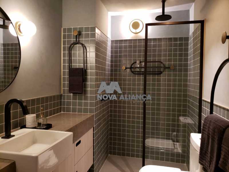 71764_G1573670973 - 9