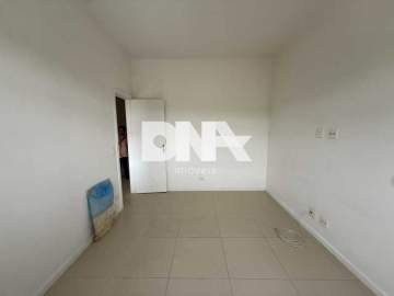 Apartamento à venda Rua Pedro Ernesto, Gamboa, Rio de Janeiro - R$ 300.000 - NBAP10967