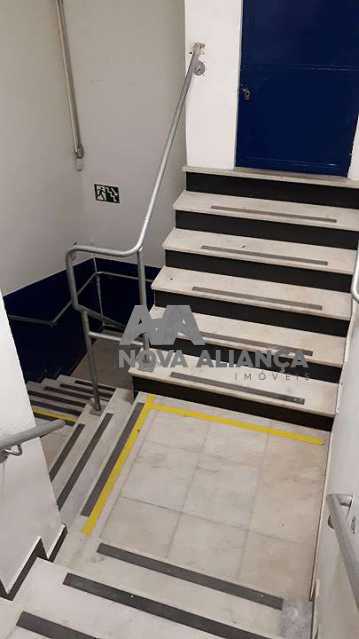 Escadas de Acesso aosares - 9