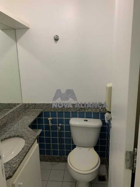 77245_G1607633704 - 7
