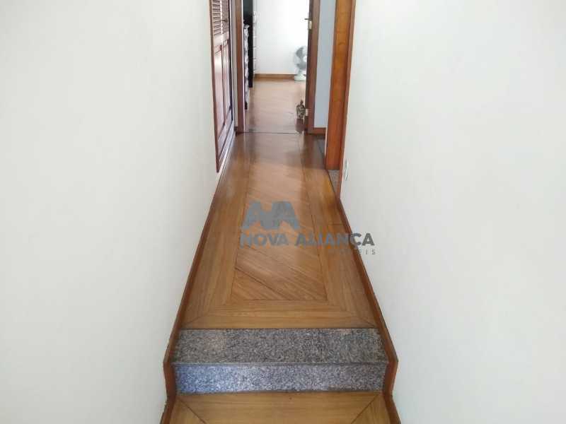 Corredsegundo piso 1 - 21