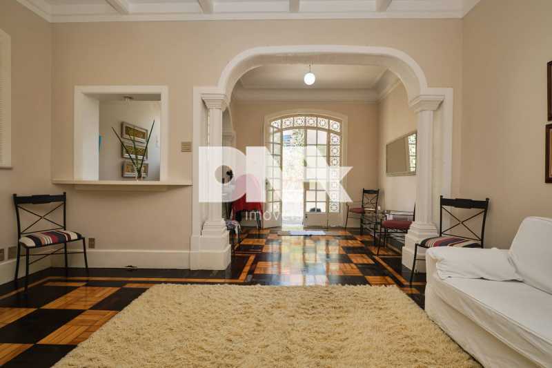 31978DB8-8D4F-4CC2-95DA-940AE1 - 3