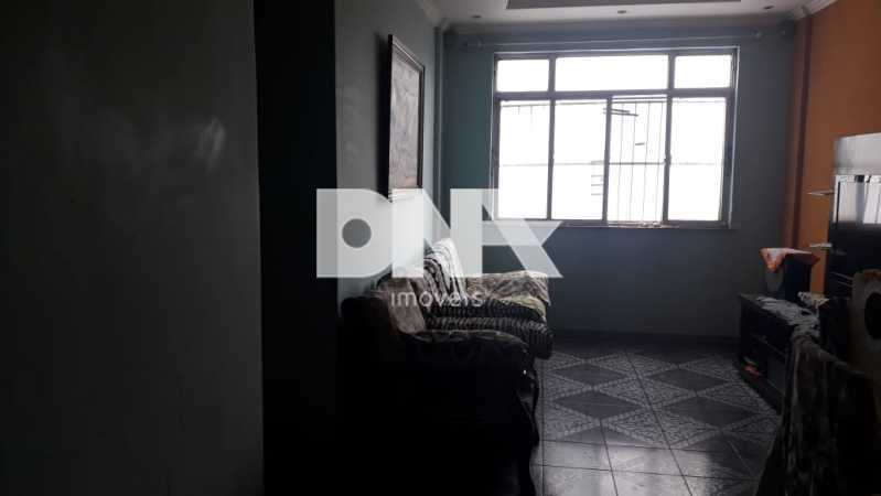 Sala - - 9