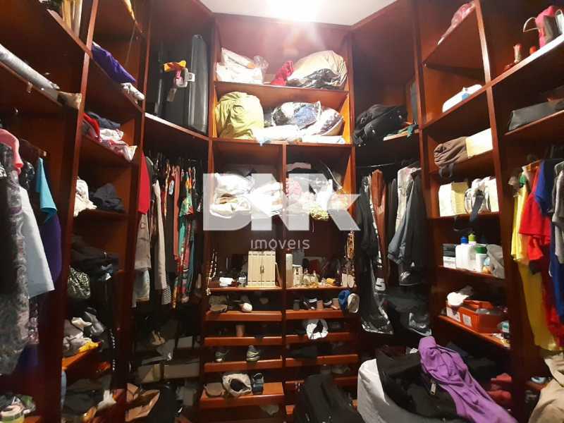 Closet  - 18