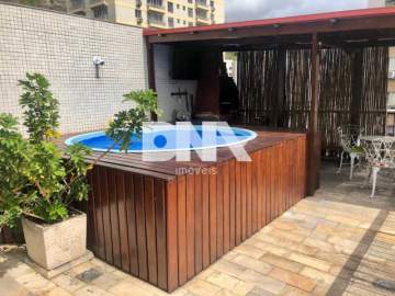 Ótima localização - Ampla cobertura duplex com 3 quartos, 2 suites e 3 banheiros - NTCO30185