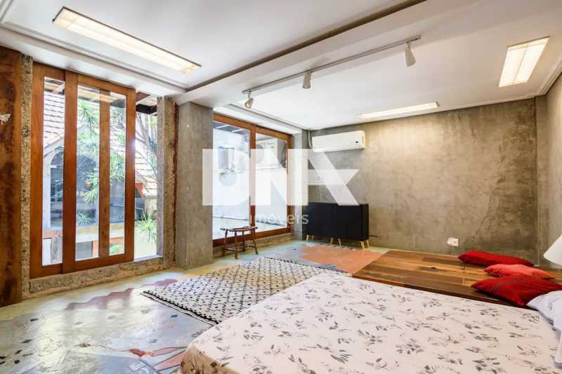 Quarto - 25