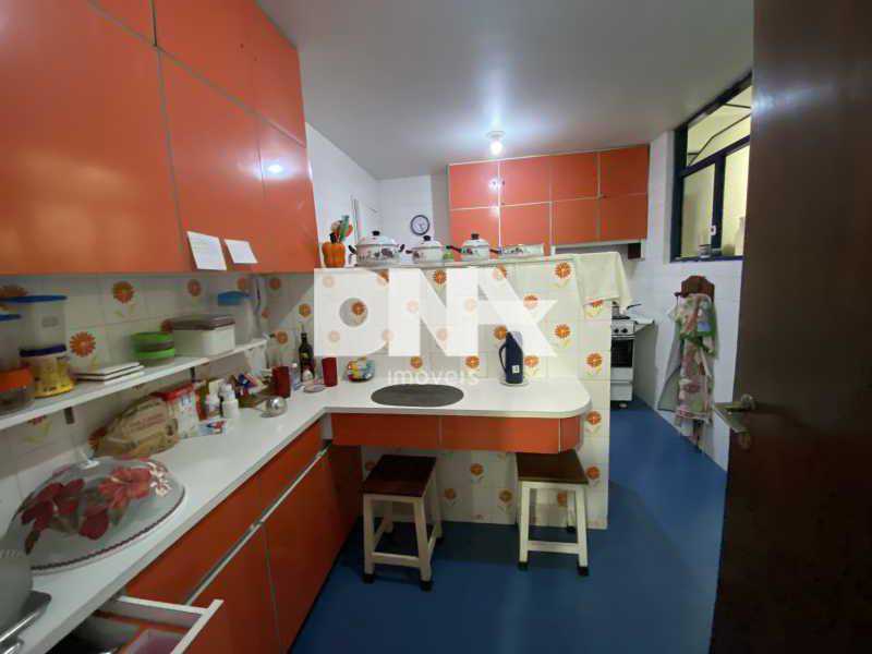 AD29B607-8BB7-40DC-9FAD-99D723 - 19