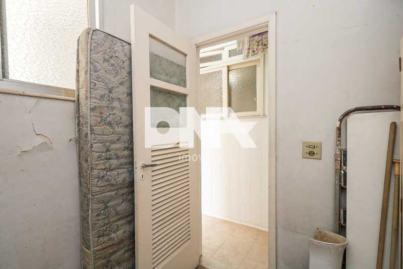 E5B74029-97A5-4C13-8F6E-F53E26 - 22