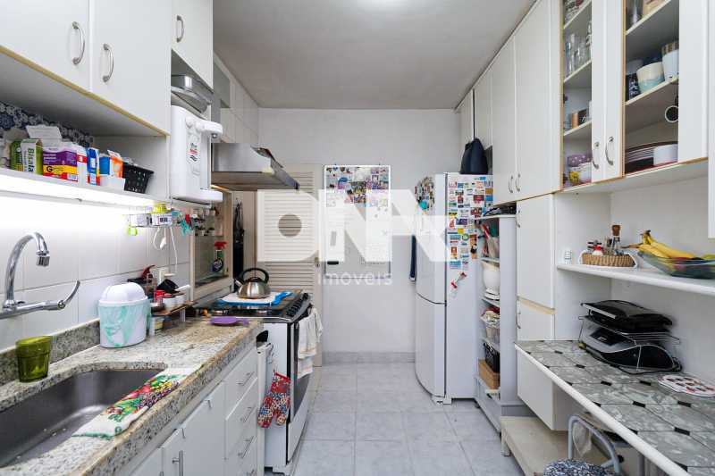 D9511849-30EC-44B5-9771-6FE600 - 21