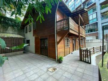 casa-com-4-quartos-a-venda-213 - 1
