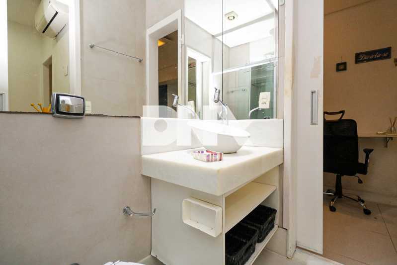 9217C380-1FC9-4747-A0EC-1EA301 - 11