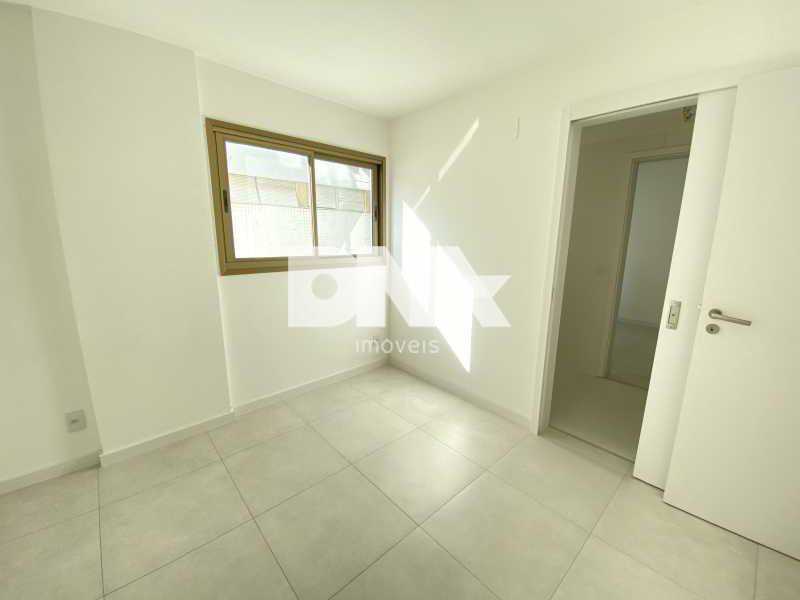 Quarto - 12