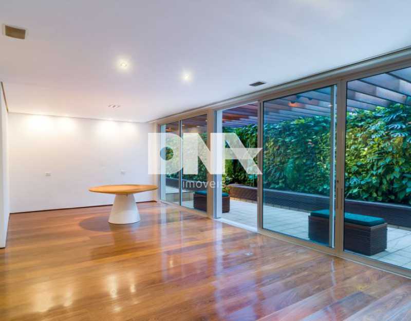 DNA - Av. Vieira Souto 442 - 1 - 3