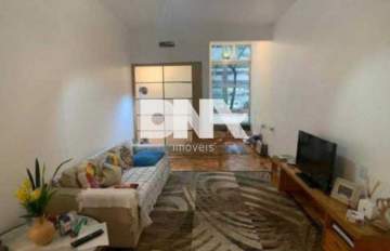 Botafogo, 3 quartos, 1 suíte, reformado, área externa, 1 vaga na Convenção, 84m². - NBAP33614