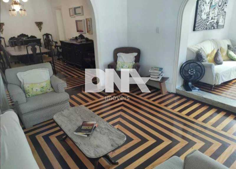 Urca Casa de rua triplex 550m² - 3